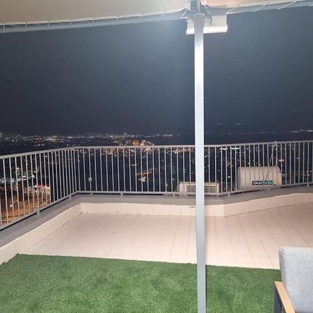 Ferienwohnung דירת זוּגַג מפנקת עם מרפסת משגעת ונוף למפרץ. Eilat Exterior foto