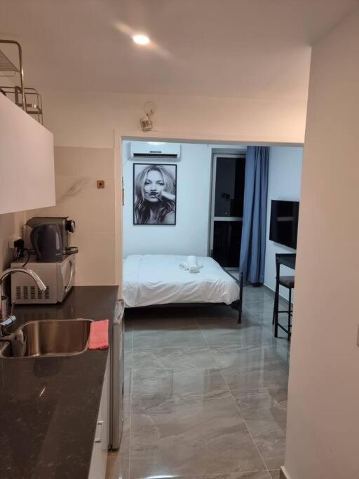 Ferienwohnung דירת זוּגַג מפנקת עם מרפסת משגעת ונוף למפרץ. Eilat Exterior foto